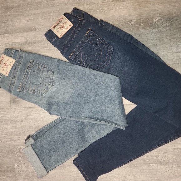 2 Pair of True Religion Jeans, Jennie and Stella size 24 - Picture 1 of 11
